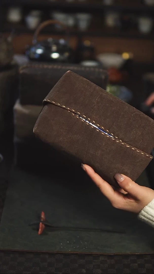 【闪购商品】几席之上 香云纱纸巾盒