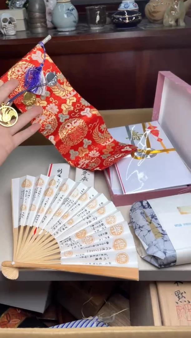 默认微瑕6件哈哈哈哈哈哈