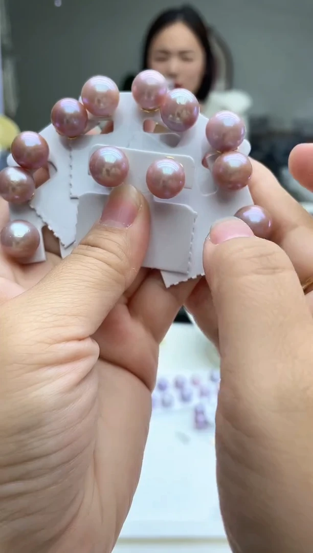 未镶嵌耳饰淡水珍珠紫色系 12mm