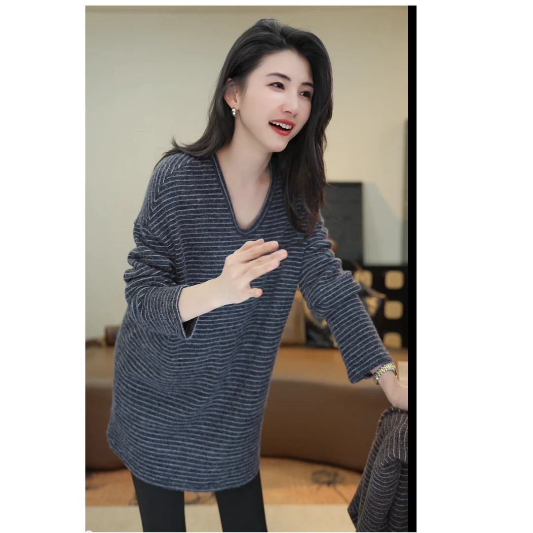 小乖逃双色！咖色蓝色条纹卫衣U领长袖毛绒感秋冬宽松百搭款251105