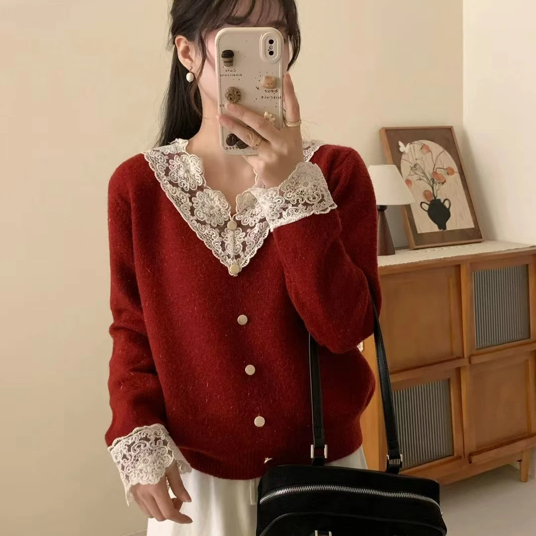 [橙子定制女装】2024秋冬法式V领蕾丝拼接长袖打底毛衣S358