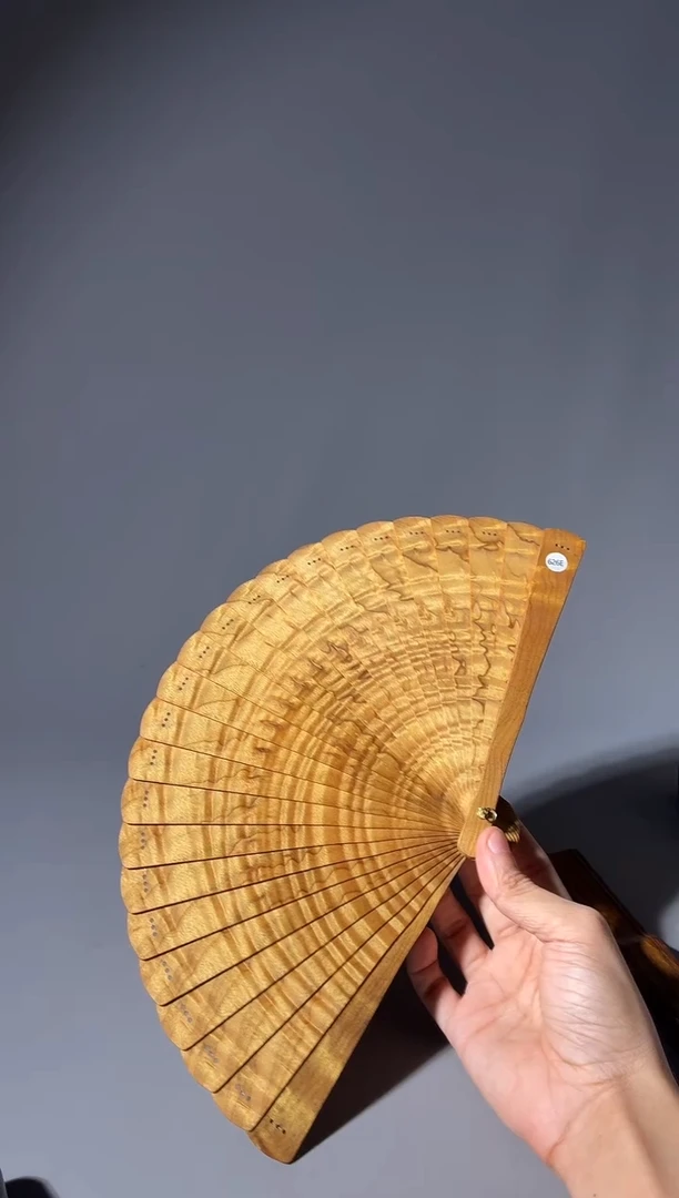 其他楠木（金丝楠）ゞ***a626号18cm小叶桢楠扇子