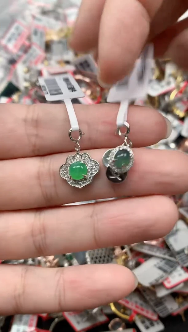 翡翠戒指银S925镶嵌天然缅甸翡翠