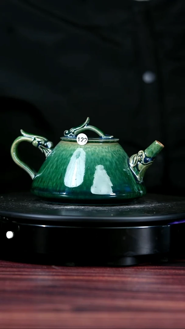 122#于大鹏一级品原矿钧瓷龙吟壶