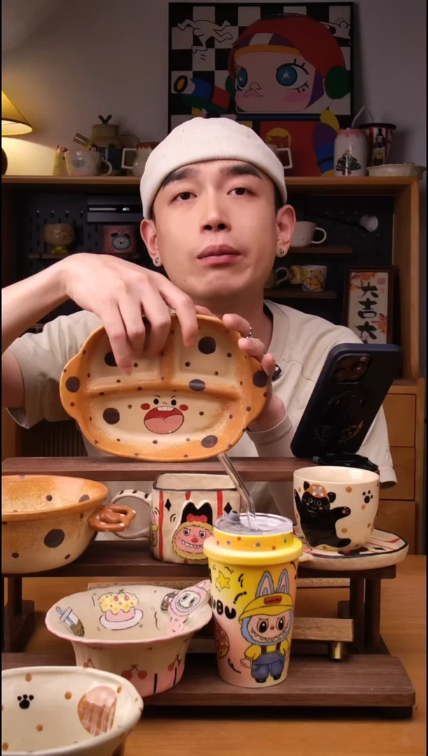 盘景德镇可爱设计师款陶瓷