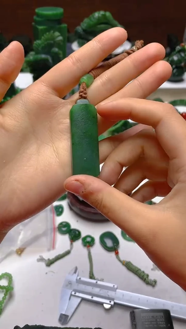 未镶嵌和田玉摆件随机发货1