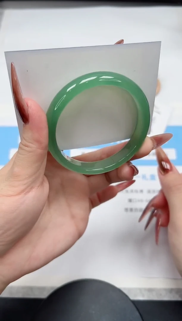 【闪购商品】玛瑙/玉髓手镯未镶嵌106/晴水