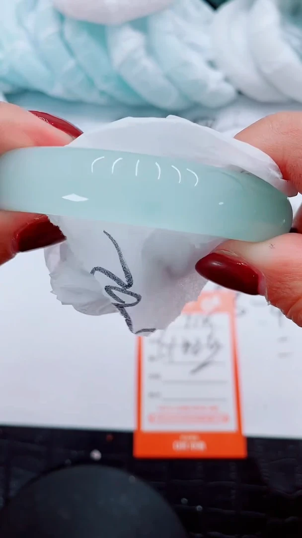 【闪购商品】石英质玉手镯未镶嵌T125-61-62