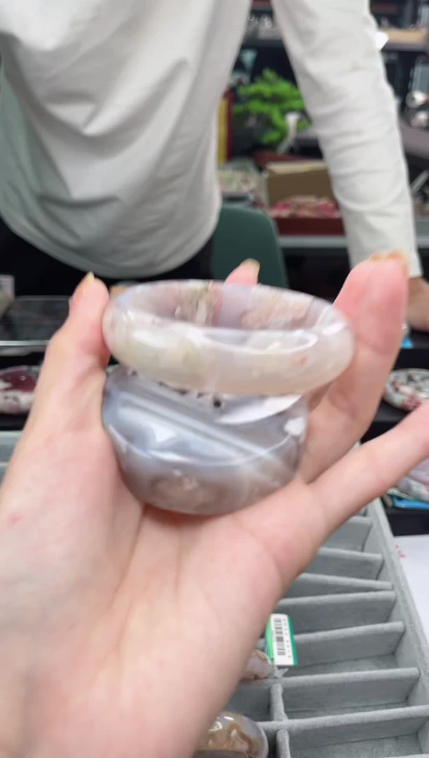 【闪购商品】石英质玉手镯未镶嵌58圈口（赠品镯心）3571255