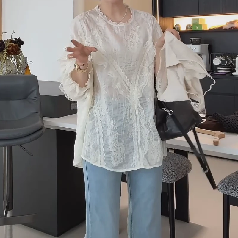 春季圆领气质设计感不董丝刺绣花边衬衫长袖衬衣LK2501620