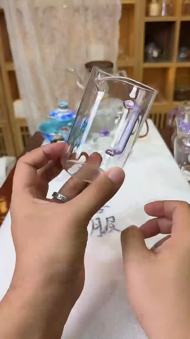 紫色小四方，。。。。。。。