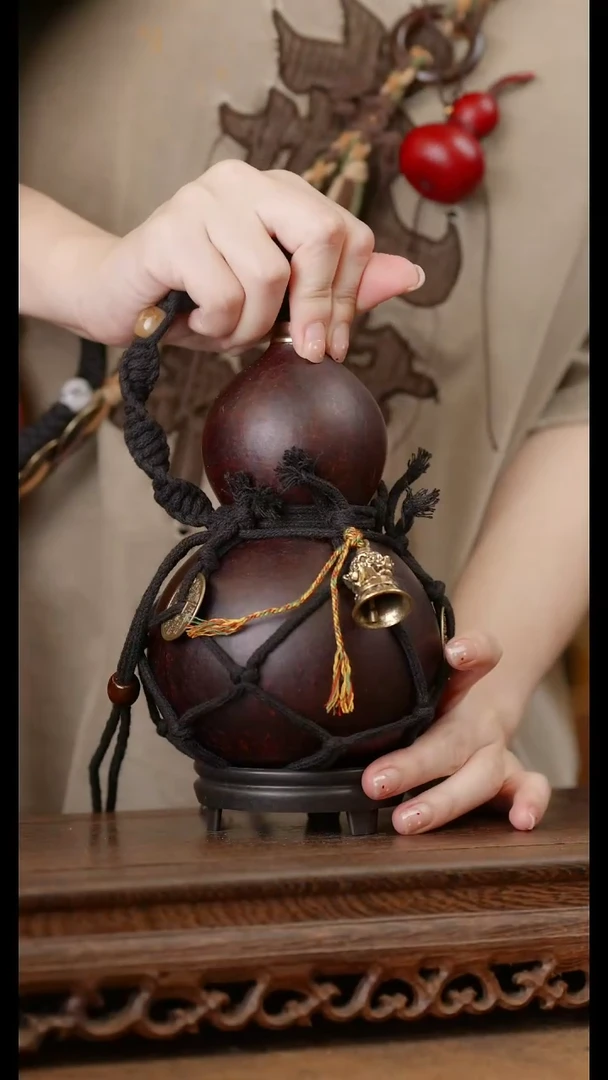 131号精品天然大漆酒葫芦一物一拍~