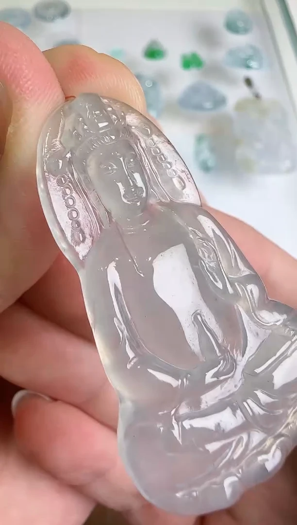 【闪购商品】翡翠吊坠(不含链)未镶嵌··