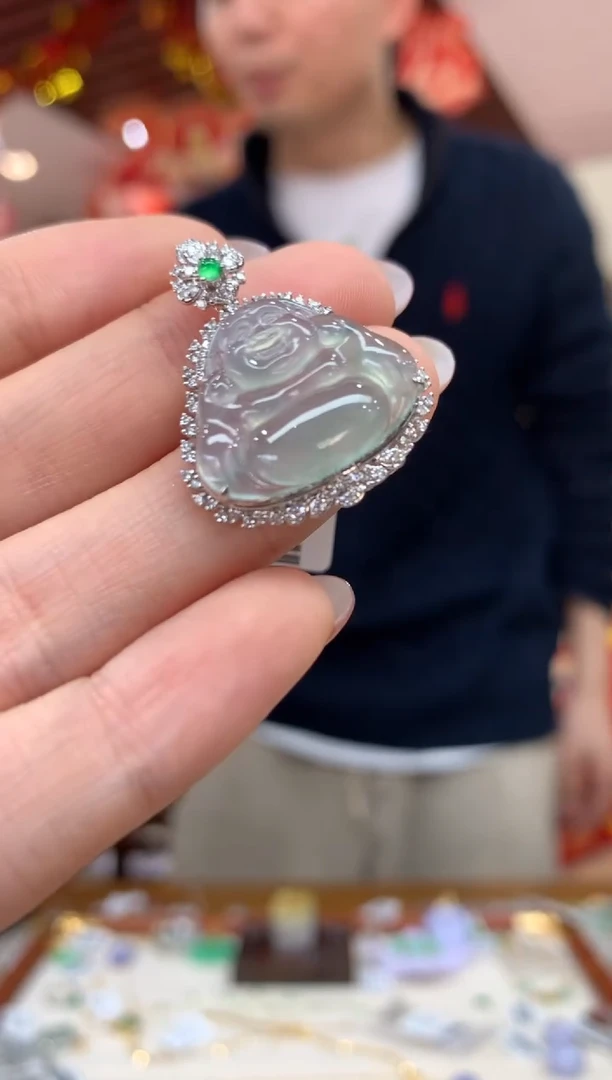 吊坠(不含链)18K金镶嵌翡翠佛公