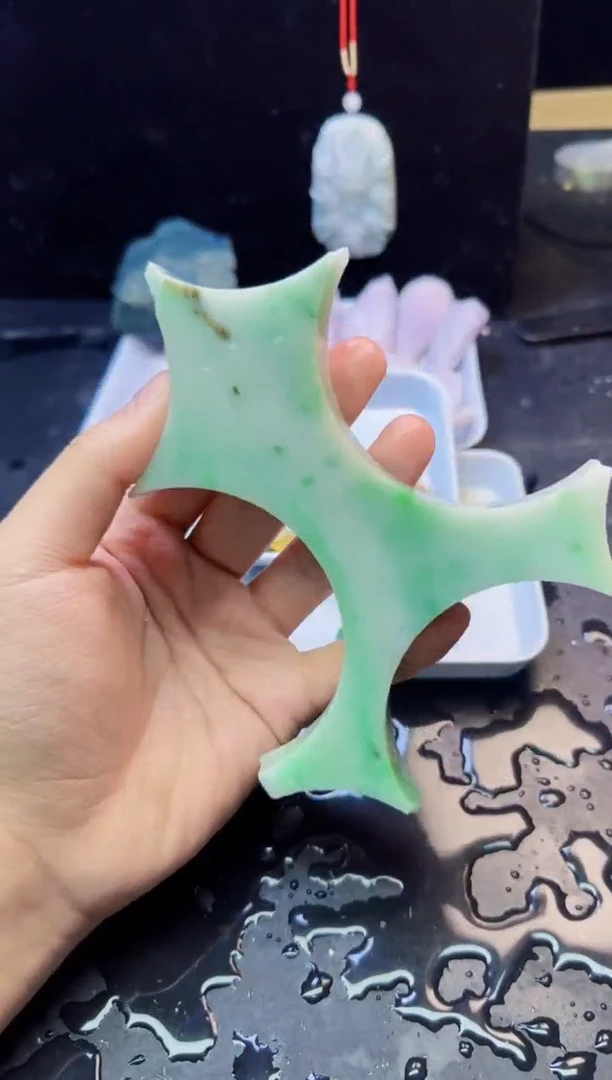 颈饰未镶嵌翡翠009天然A货翡翠