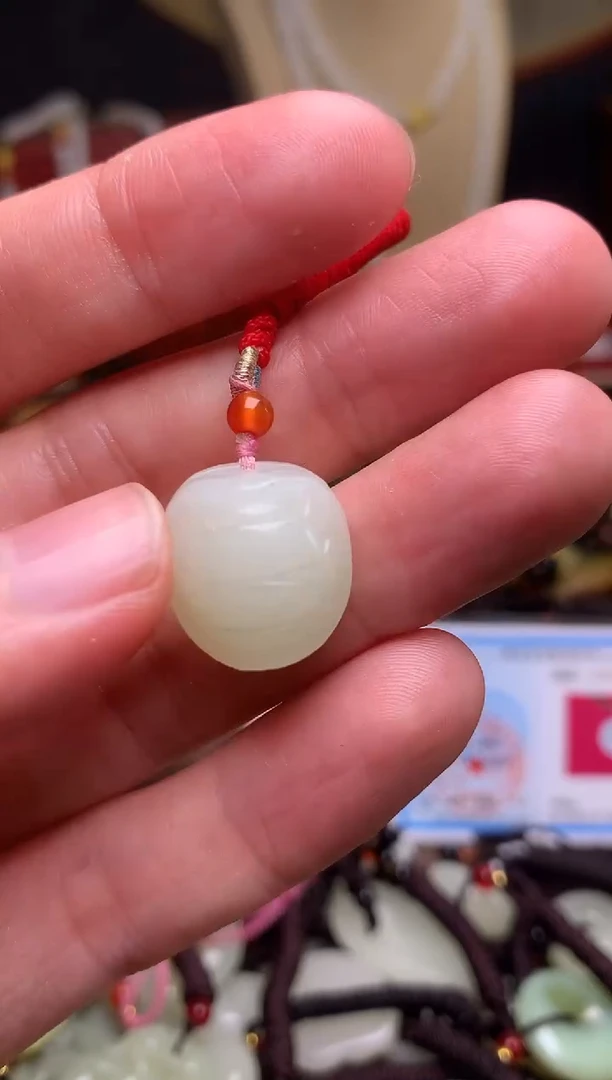 颈饰未镶嵌和田玉新疆料青海料清水和田玉吊坠