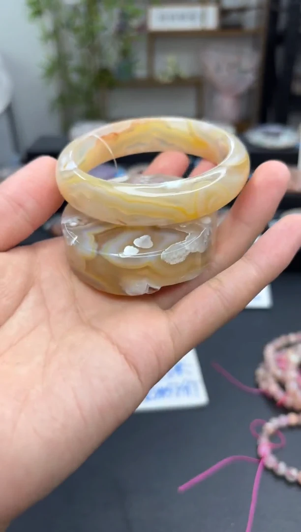 【闪购商品】石英质玉手镯未镶嵌A123(62圈赠送镯心)