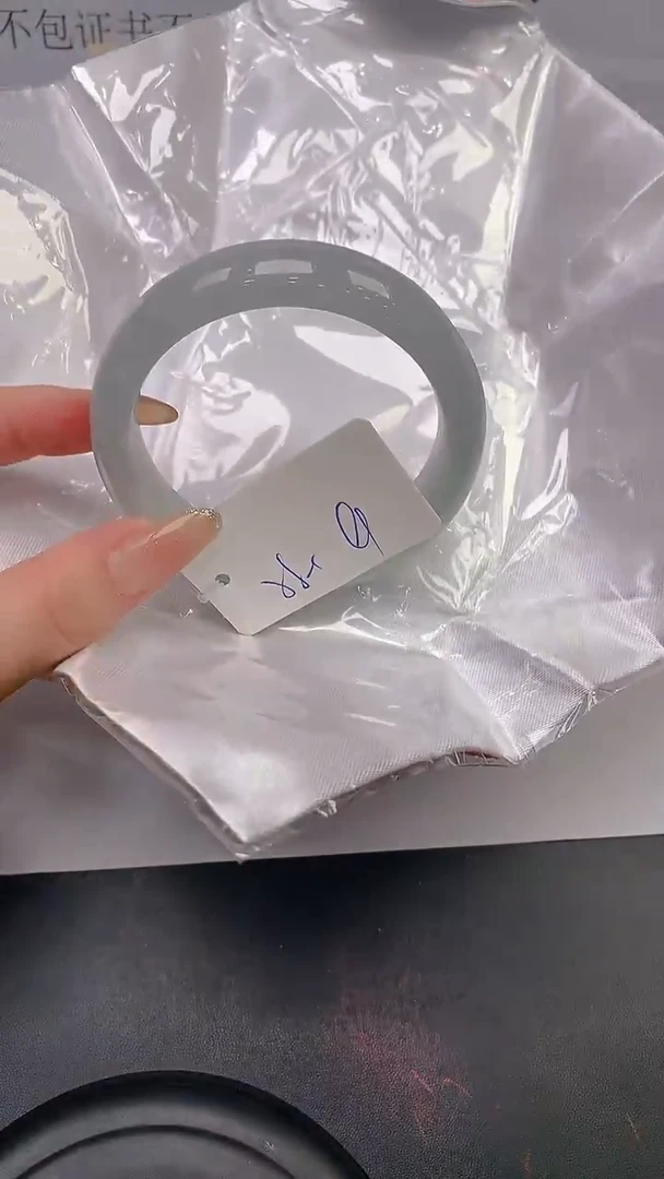 未镶嵌手镯翡翠96