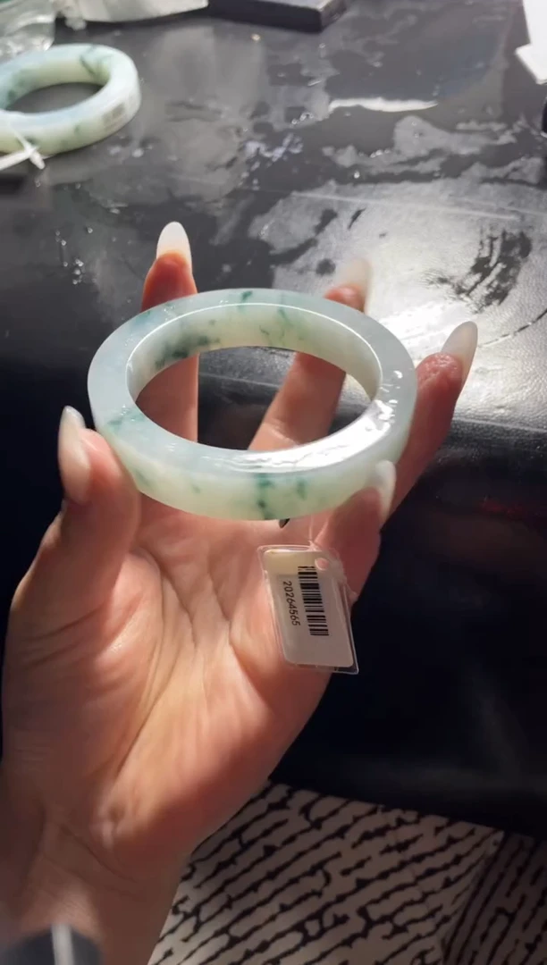 未镶嵌手镯定制翡翠恆ddj