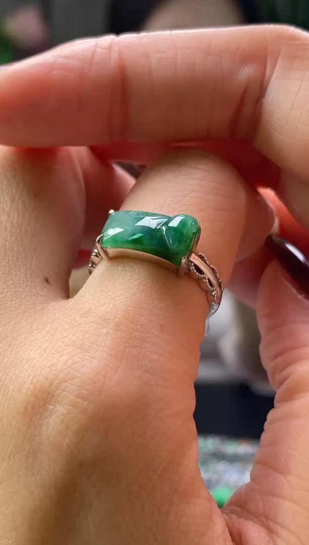 颈饰银S925镶嵌翡翠净货16880