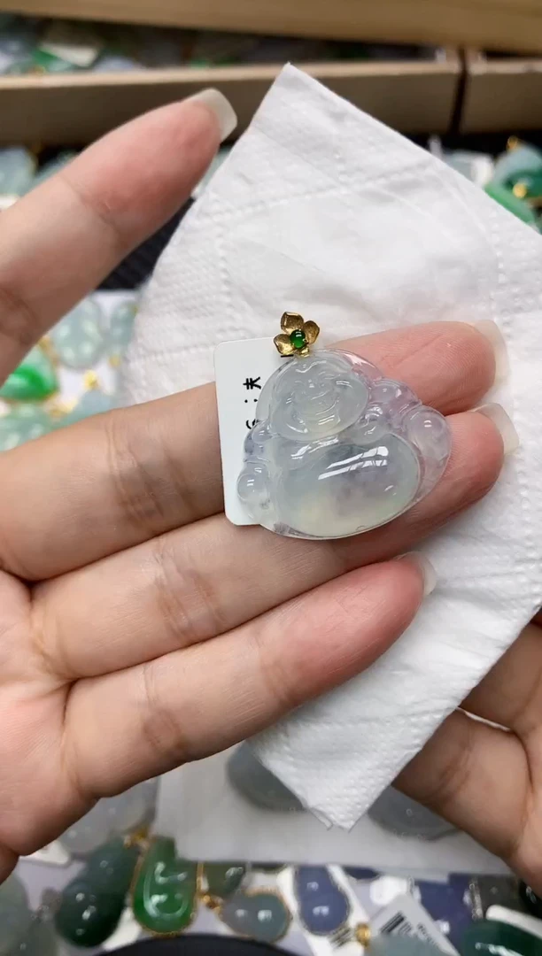 颈饰18K金镶嵌翡翠111