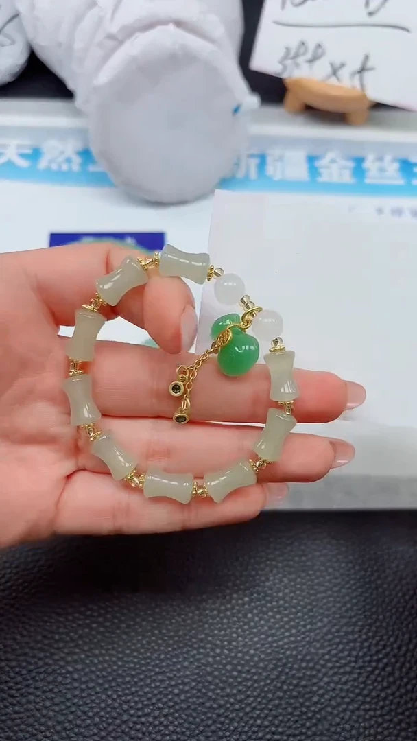 【闪购商品】石英质玉手镯未镶嵌福袋