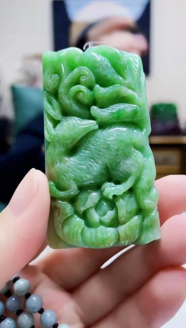 未镶嵌定制翡翠吊坠21