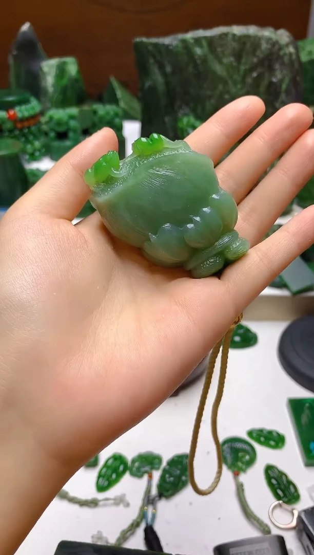 未镶嵌和田玉（碧玉）把件0