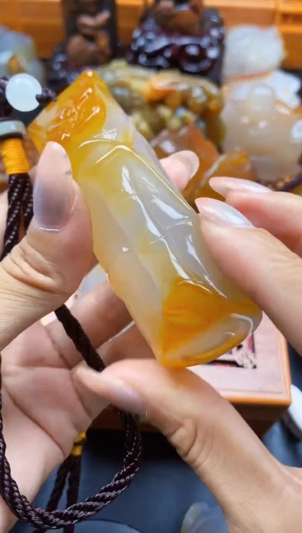 玛瑙/玉髓颈饰未镶嵌ll