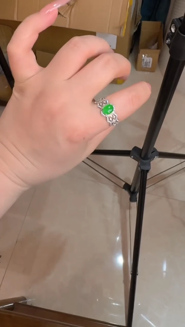 【闪购商品】翡翠戒指银S925镶嵌天然A货翡翠戒指