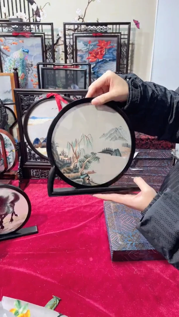 织绣精品苏绣手工刺绣，成品摆件88