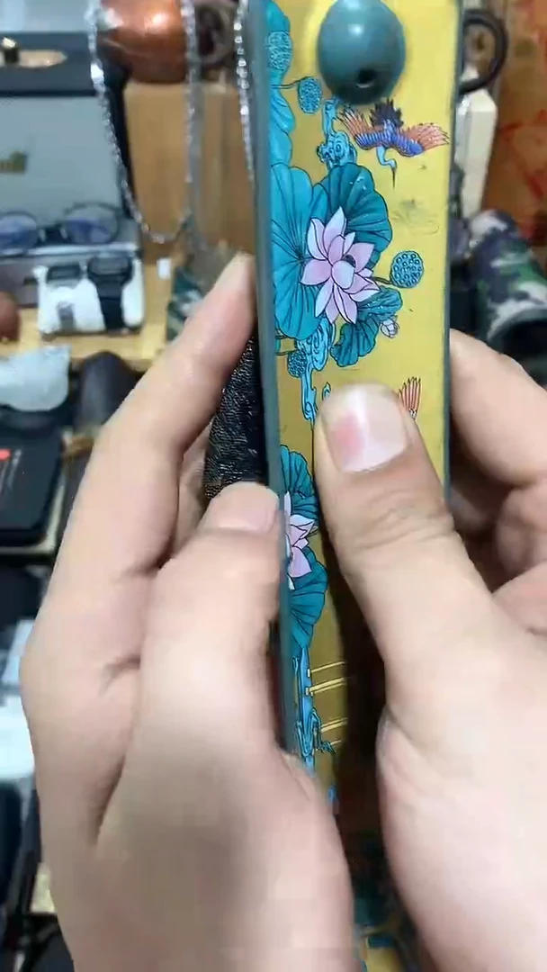 瓷片闪购商品 如图所示