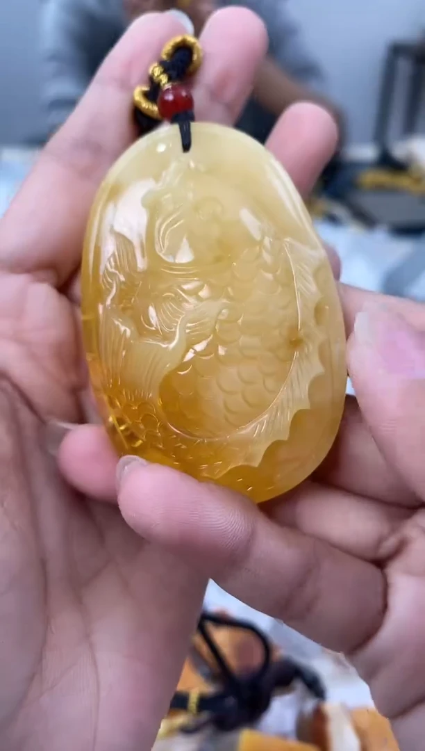 【闪购商品】琥珀裸石未镶嵌天然琥珀蜜蜡年年有余