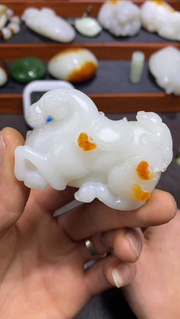 未镶嵌和田玉摆件和田玉