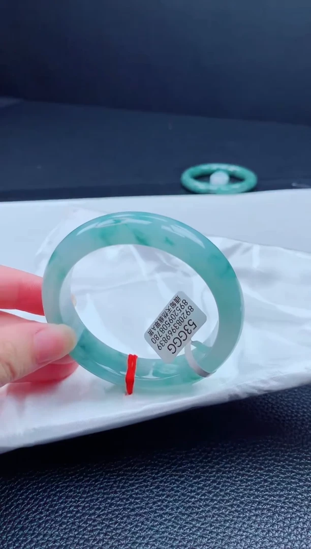 翡翠手镯未镶嵌缅甸天然翡翠A货手镯