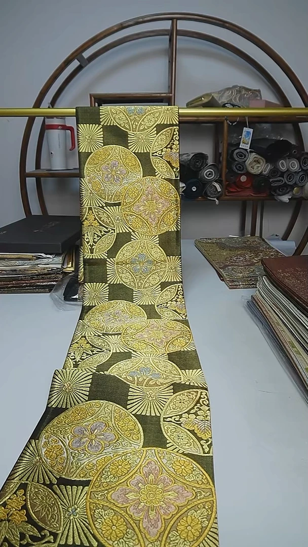 织绣63西阵织全通七宝纹