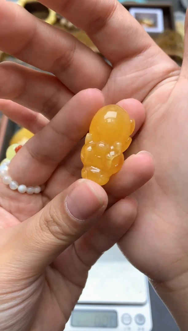 【闪购商品】琥珀珠宝奇石未镶嵌108琥珀蜜蜡焦皮料