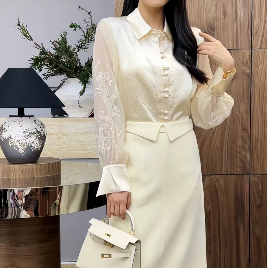 2025年春季新品修身显瘦上衣时尚气质洋气绣花醋酸衬衫23060