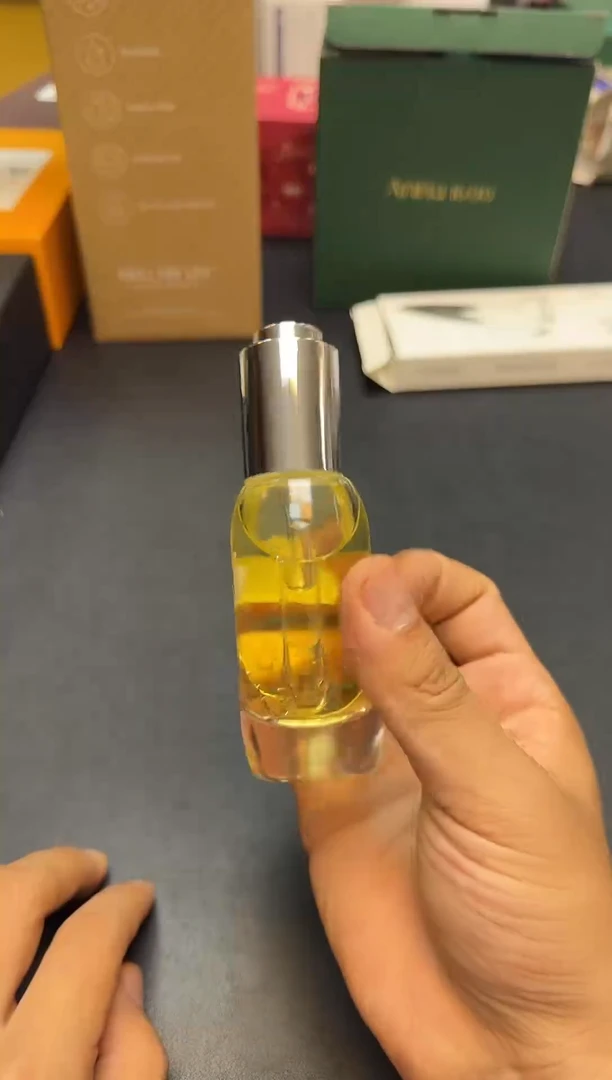 瓷片全新正品一件不留@@WR47