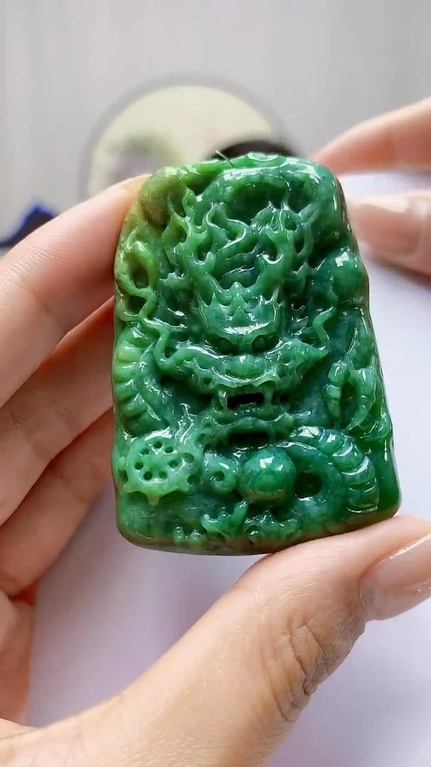 未镶嵌定制翡翠5160MM-毛货挂件82