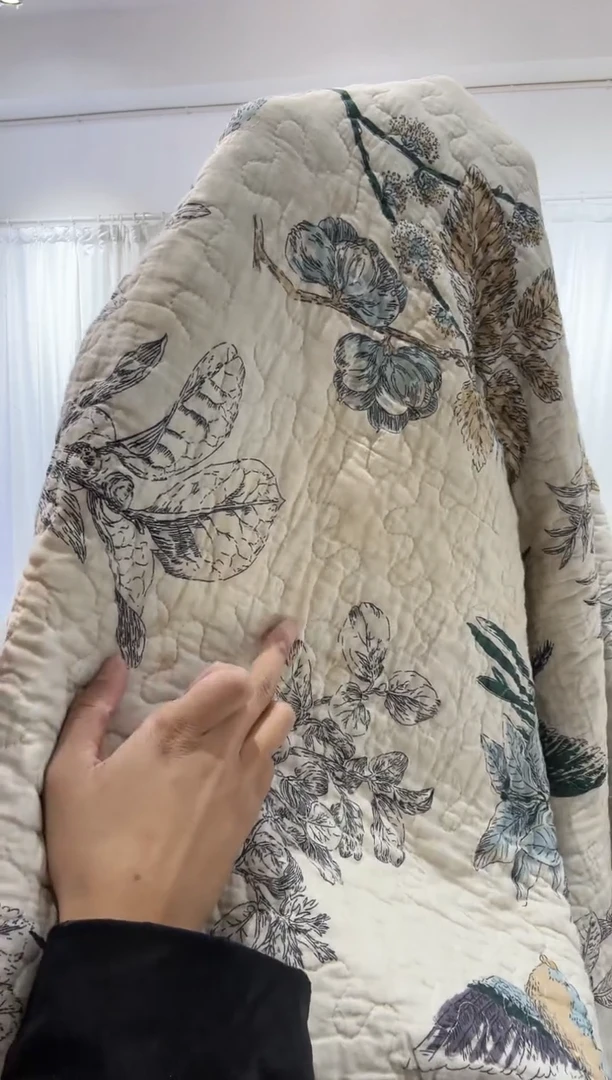 棉240*250纯棉床盖65号脏迹瑕疵