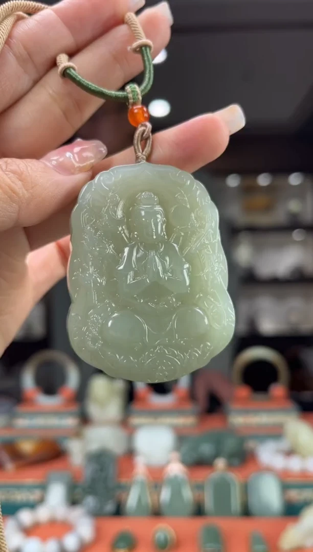 【闪购商品】和田玉颈饰未镶嵌佩佩鼠