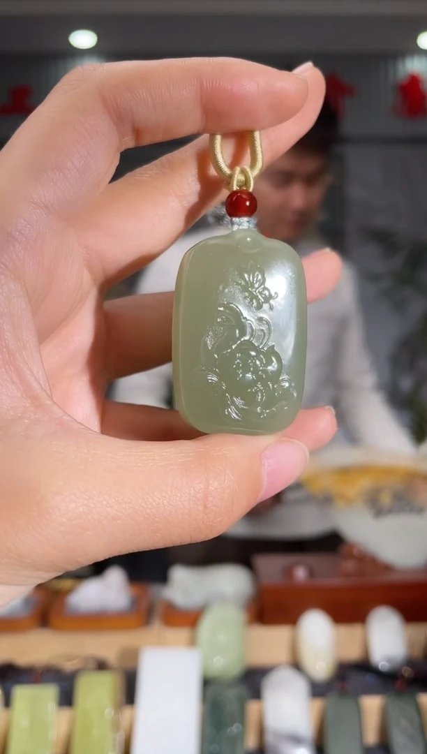 【闪购商品】和田玉颈饰未镶嵌拍一发一 多样性发货