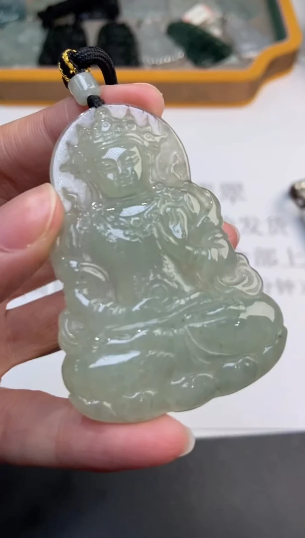 未镶嵌挂件翡翠370982     多人