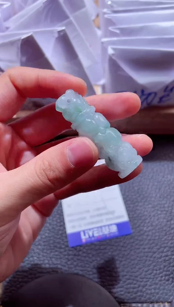 颈饰未镶嵌翡翠00005023