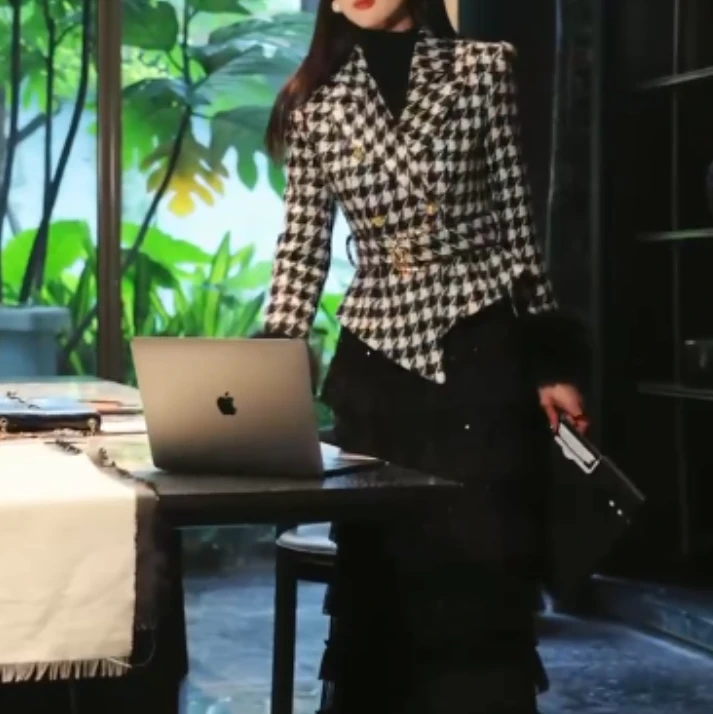 2025冬季时尚潮流百搭精品女装089oRX