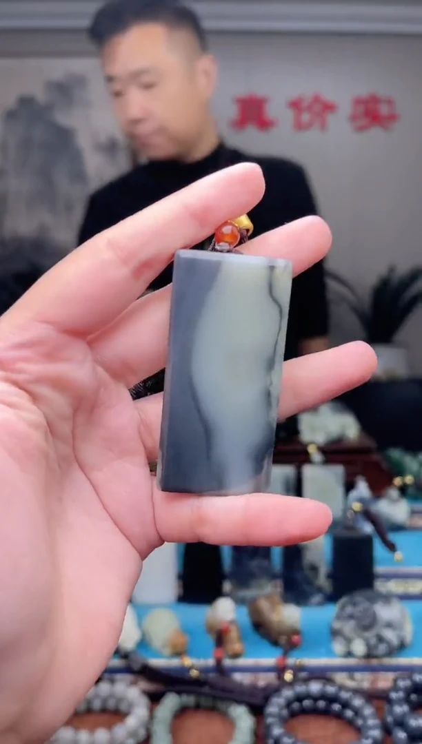 未镶嵌和田玉挂件1