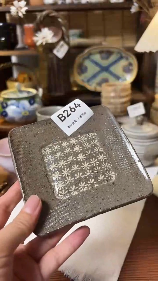 瓷片枫*?喵喵家都是大漂亮