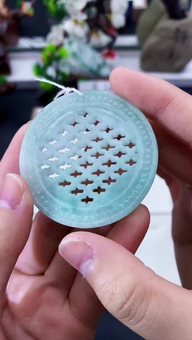 颈饰未镶嵌翡翠天然缅甸A货翡翠