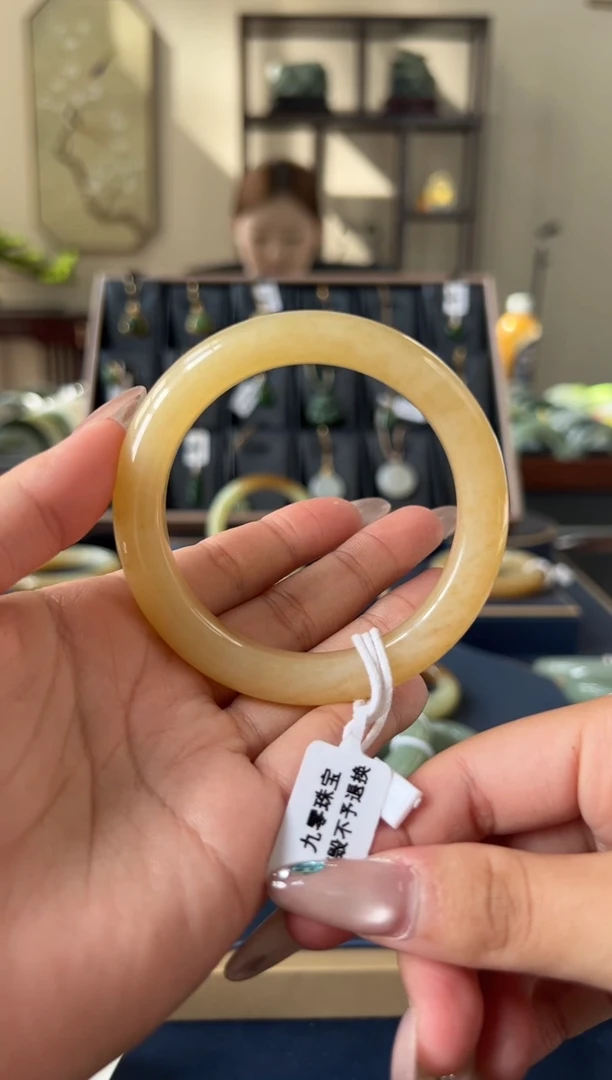 未镶嵌手镯和田玉周**周C0074-54